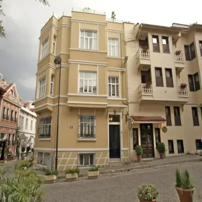 Sarı Konak Hotel