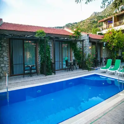 Suna House Hotel