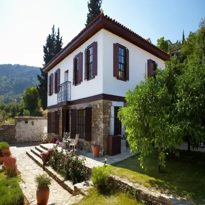 Güllü Mansions