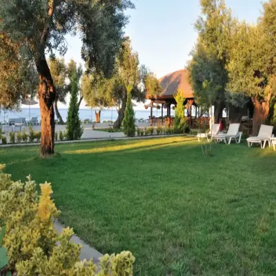 Manici Kasrı Hotel, Yeşilyurt Village