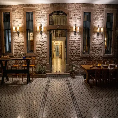 Villa Pietra Hotel, +12