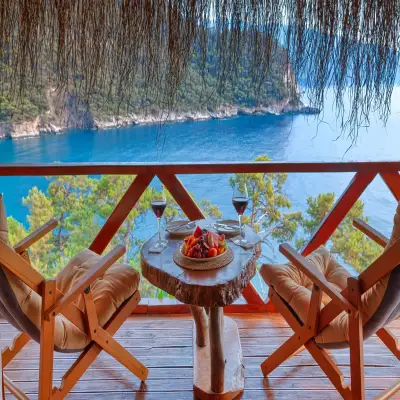 La Boheme Kabak, Adult Only