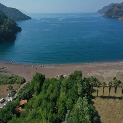 Eden Bungalows and Beach