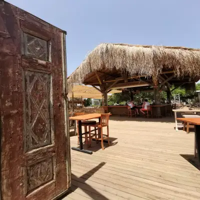 Kefi Beach & Suites