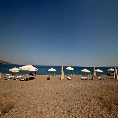 Assos Club Beyaz, +16 Kadirga Bay