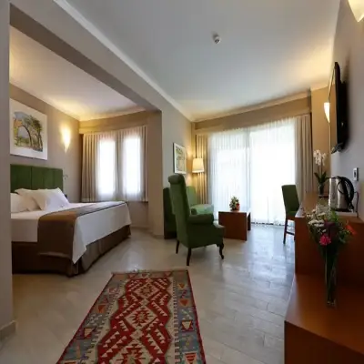 Renka Hotel & Spa