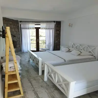 Aheste Taş Otel