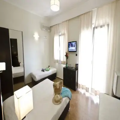 Sonia Hotel & Suites