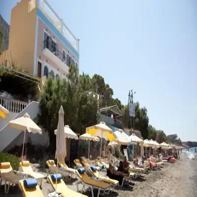 MasouriBlu Boutique Hotel