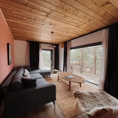 Redpine Guest House