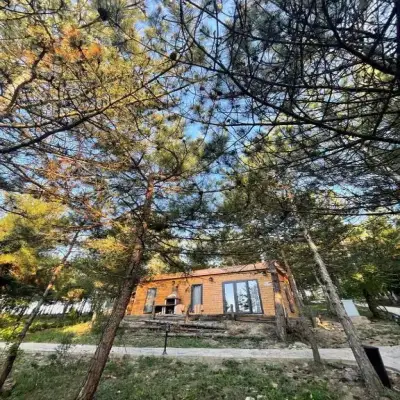 Redpine Guest House