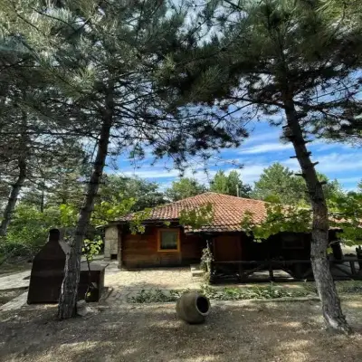 Redpine Guest House