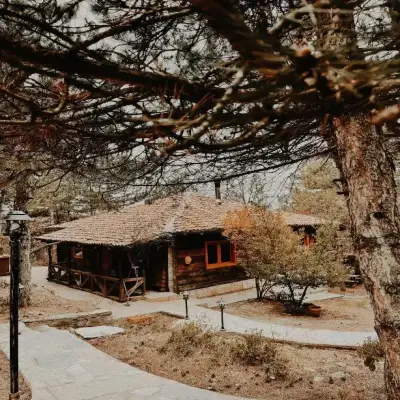 Redpine Guest House