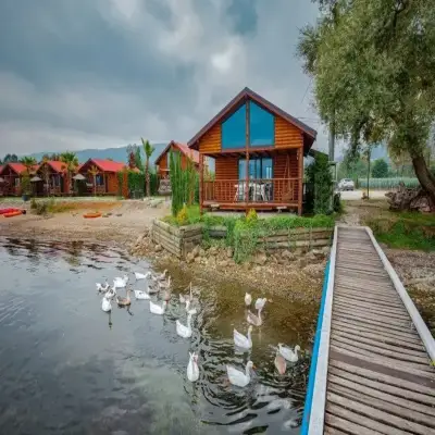 Sapanca Göldibi Suit Bungalov