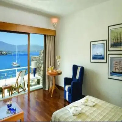 Elounda Peninsula All Suite Hotel