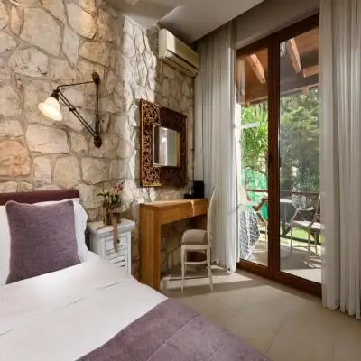 Nikoleta Luxury Villa