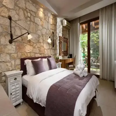 Nikoleta Luxury Villa