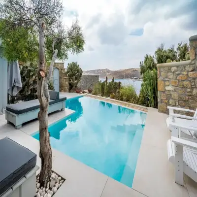 Greco Philia Suites & Villas