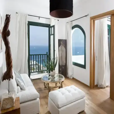 Tharroe of Mykonos Boutique Hotel