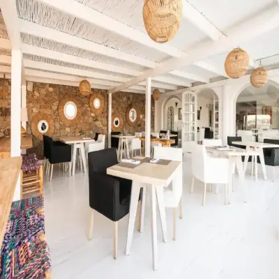 Tharroe of Mykonos Boutique Hotel