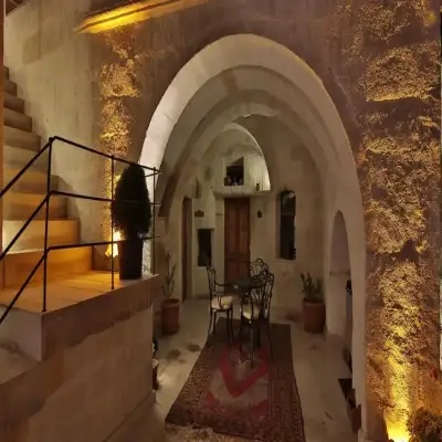 Phocas Cave Suites, Çavuşin