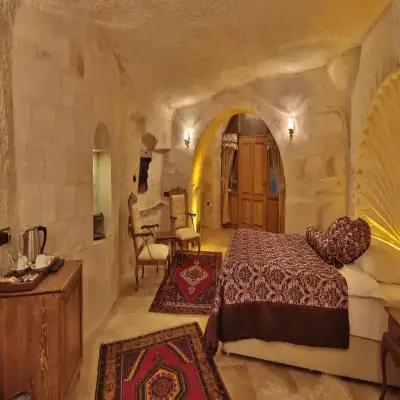 Phocas Cave Suites, Çavuşin