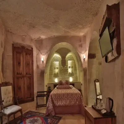 Phocas Cave Suites, Çavuşin