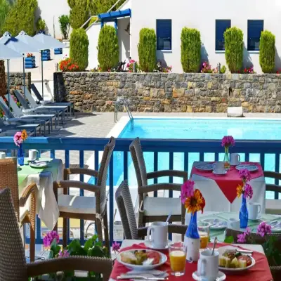 Emporios Bay Hotel