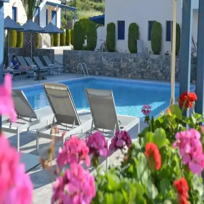 Emporios Bay Hotel