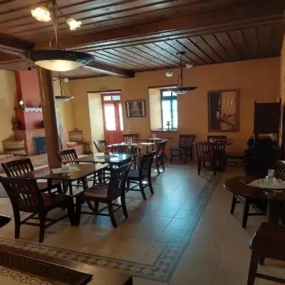 House Mitsiou Traditional Inn