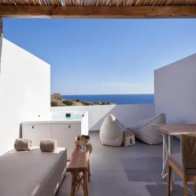 Armony Suites Milos