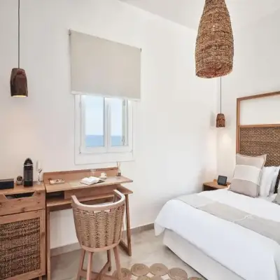 Volcano Luxury Suites Milos - Adults Only