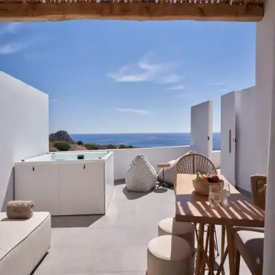 Armony Suites Milos