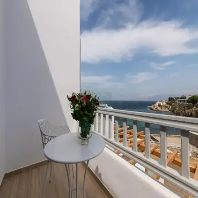 Poseidon Hotel Suites