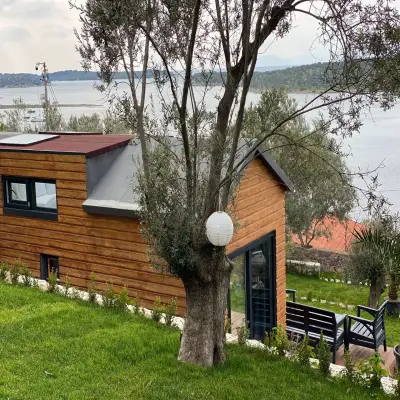 Lila Hotel & Tiny Houses