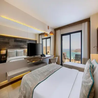 Design Plus Seya Beach Hotel