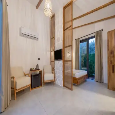 Rota Kilidonia Karaöz Suites & Villas