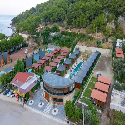 Rota Kilidonia Karaöz Suites & Villas