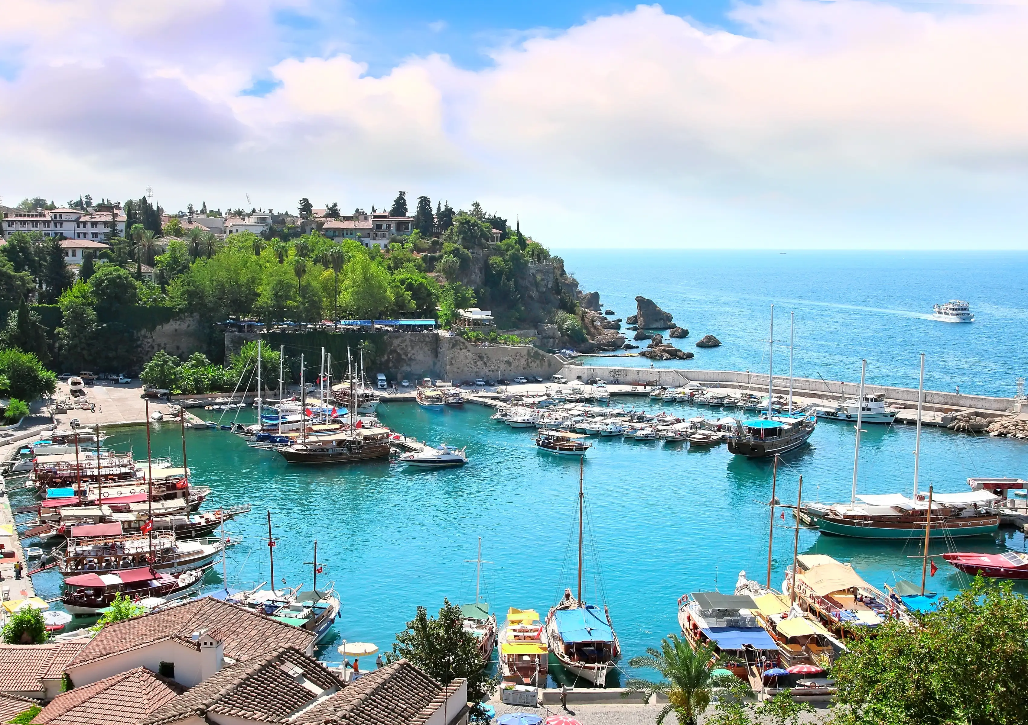 Antalya Sonbahar’da Gidilebilecek ve Denize Girilebilecek Sıcak Yerler