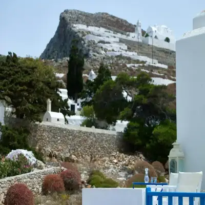 Folegandros Apartments