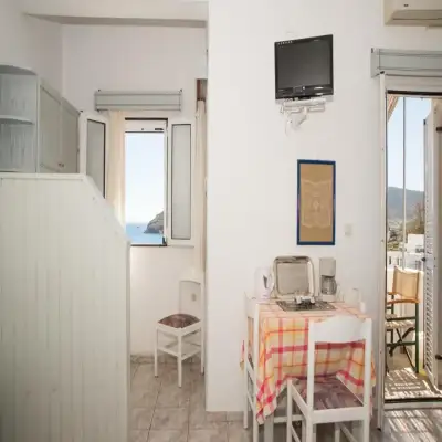 Captain Manos Studio Apartments