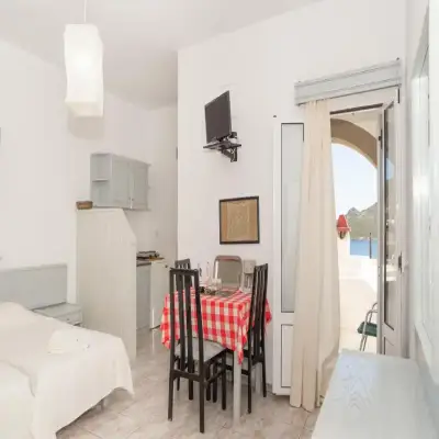 Captain Manos Studio Apartments