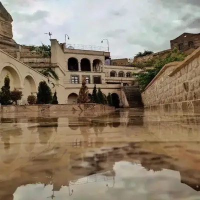 Medusa Cave Hotel