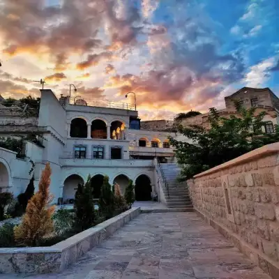 Medusa Cave Hotel