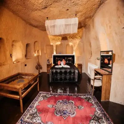 7 Oda Cave Hotel