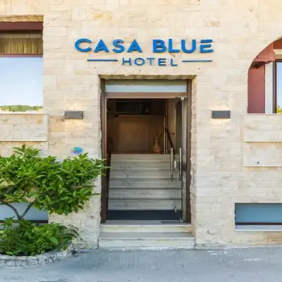 Casa Blue Hotel