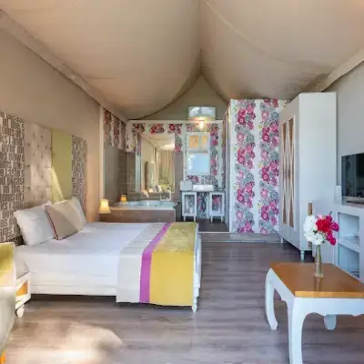 Saklı Göl Evleri Glamping Resort