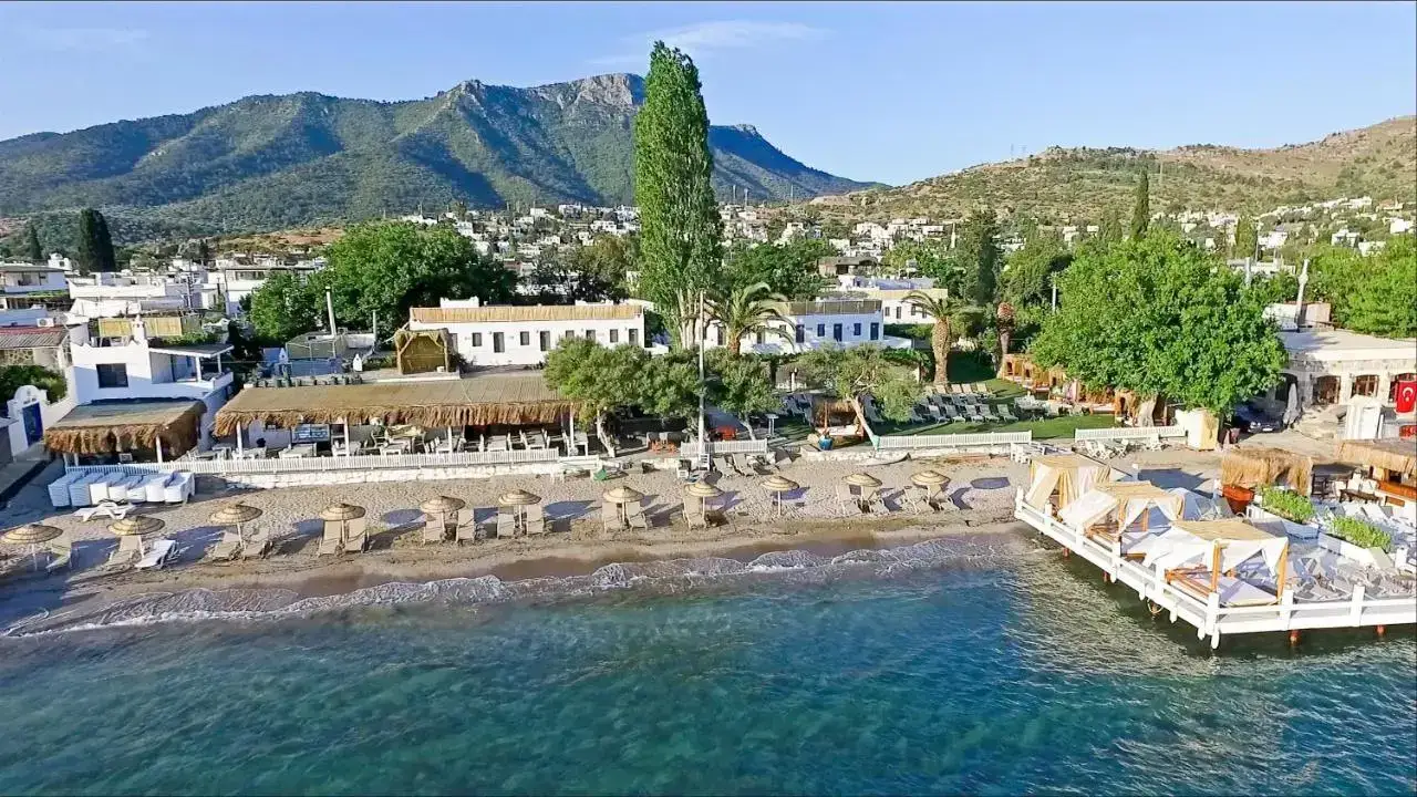 Daphnis Hotel