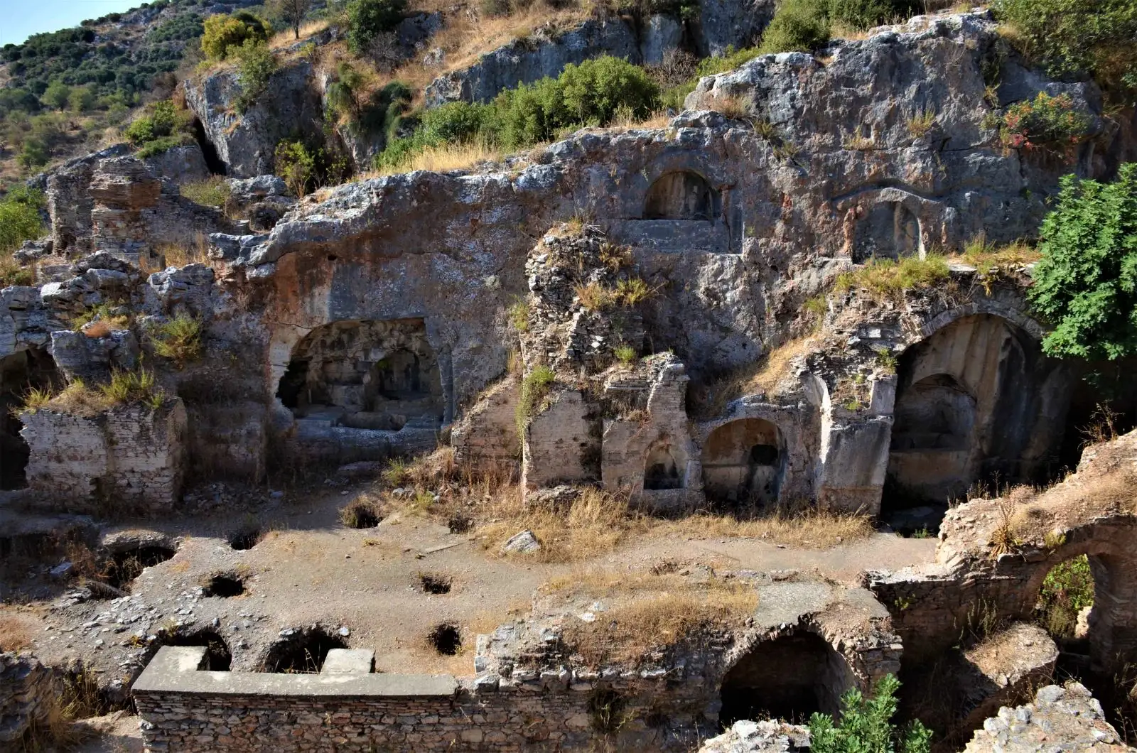 Yedi Uyurlar Mağarası, Selçuk